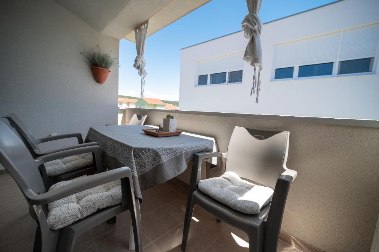 Apartments A&T Sukošan Extérieur photo